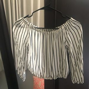 Brandy Melville → Stripped Blouse